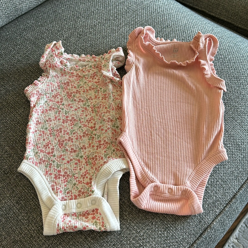 Baby Gap set of 2 baby girl onesies, size 3-6 months